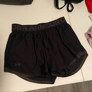 Womens Under Armour Shorts Size XS
